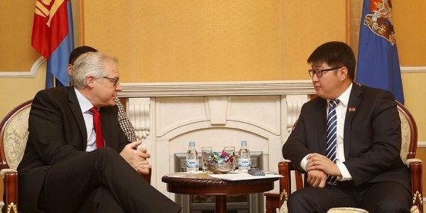 ОЛСБЕРГ КОМПАНИ ДУЛААН ХУРИМТЛУУЛАГЧ ТӨХӨӨРӨМЖ ТАНИЛЦУУЛАВ