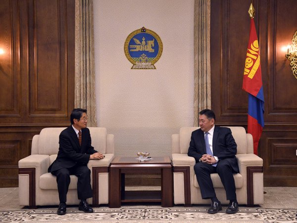 УИХ-ын дарга М.Энхболд Элчин сайд Т.Шимизүг хүлээн авч уулзлаа