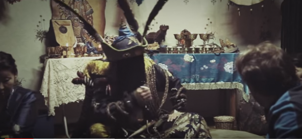 Монголын нэгэн бөө гадаадын иргэнд гайхамшиг гэж юу болохыг харууллаа тэрээр юу үзүүлсэн бэ