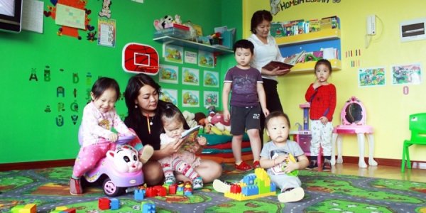 ЗАСГИЙН ГАЗАР “БҮС”-ЭЭ ЧАНГАЛААД Ч БОЛОВ ХҮҮХЭД ХАРАХ ҮЙЛЧИЛГЭЭГ ҮРГЭЛЖЛҮҮЛЭЭСЭЙ