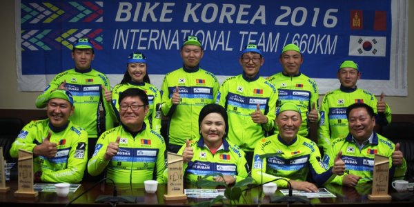 БОАЖ-ын сайд эх орноо сурталчилсан дугуйчдыг хүлээн авч уулзав