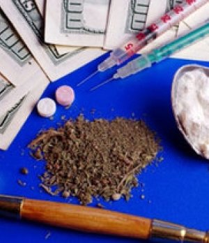 Мансууруулах бодистой холбоотой 76 хэрэг бүртгэгджээ