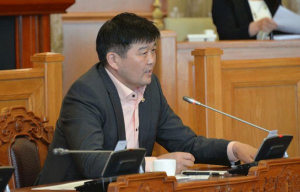 Х.Болорчулуун: Оффшорт данс эзэмшиж байгаа хүн ямар аргаар олсон орлого вэ?