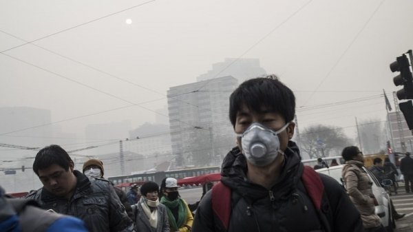 Бээжингийн утаанаас дүрвэгчид өмнө зүгийг зорих болжээ