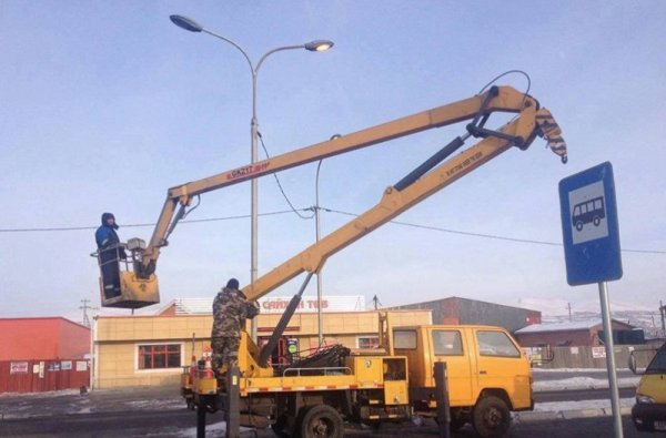 Зургаан дүүргийн гэрэлтүүлгийн арчлалтын aжил үргэлжилж байна