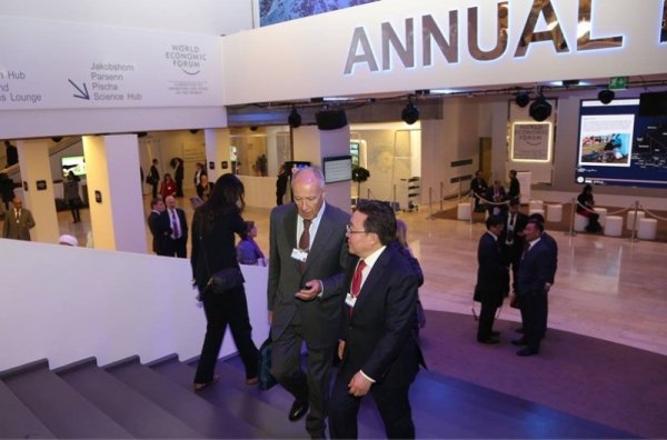 Ерөнхийлөгч Ц.Элбэгдорж “Бүс нутгийн эрчим хүчний төслүүд” сэдэвт хэлэлцүүлэг уулзалтад оролцлоо