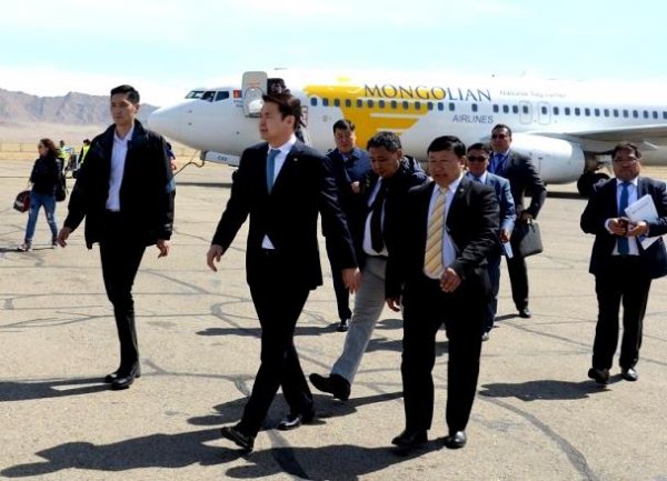 Улсын хөрөнгөөр тоглосон Ч.Сайханбилэг, М.Зоригт нараас хариуцлага нэхэх хэрэгтэй