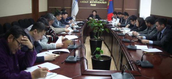 ЗЭРЛЭГ АН АМЬТДАА ХАМГААЛАХ АСУУДЛААР ХЭЛЭЛЦЛЭЭ