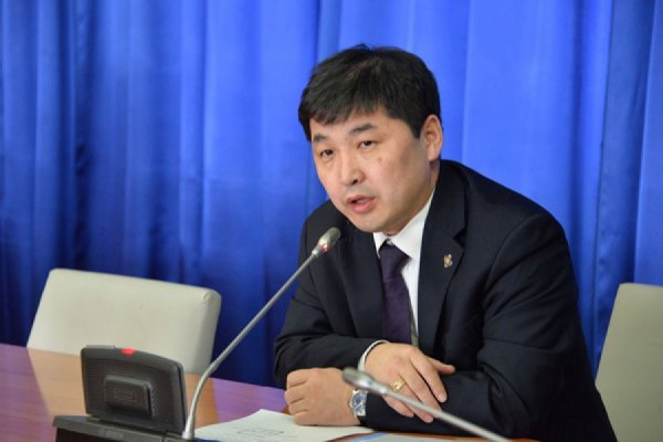 О.Баасанхүү үнэд орох цагаар...