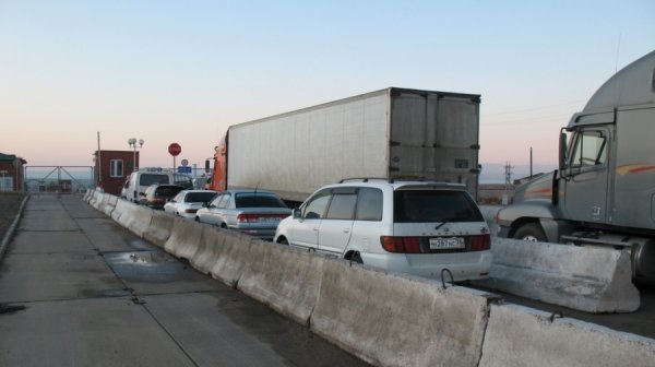 ХИЛИЙН БООМТУУДЫН ШИНЭ ЖИЛЭЭР АЖИЛЛАХ ХУВААРЬ