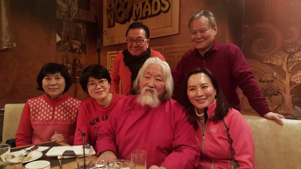 Азийн тэргүүн найрагч ДАМДИНСҮРЭНГИЙН УРИАНХАЙ абугайд Нобелийн шагналд нэр дэвшсэнд нь баяр хүргэлээ