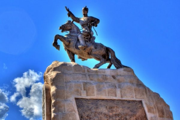 Их жанжин Д.Сүхбаатарын мэндэлсэн өдөр