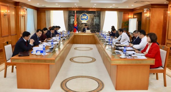 ТӨРИЙН ҮЙЛЧИЛГЭЭГ ИРГЭДЭД ХҮНД СУРТАЛ, ЧИРЭГДЭЛГҮЙ ҮЗҮҮЛЖ БАЙХЫГ ҮҮРЭГ БОЛГОВ