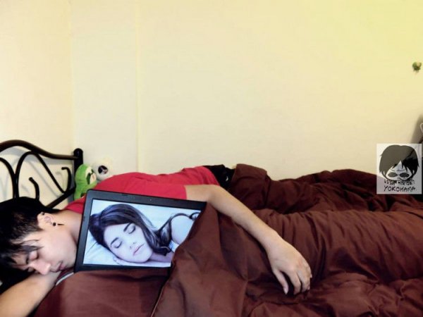 Валентины баярыг хостой мэт тэмдэглэж буй хөгжилтэй зургууд