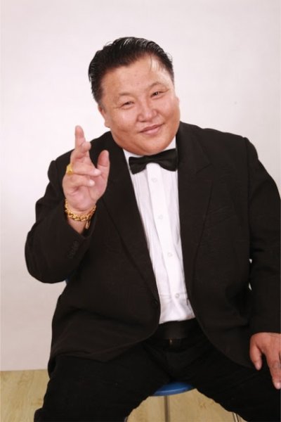 С.Батсүх: Аав минь 50 нас хүрч байж тал дунд нь очоорой гэж захисан