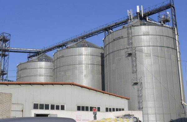 УИХ-ын зарим гишүүд гурилын үйлдвэрүүдийн үйл ажиллагаатай танилцав