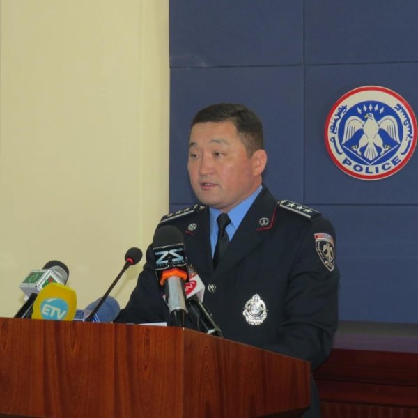 А.Даваасүрэн: Авлига авсан замын цагдаа нарыг ажлаас нь халсан