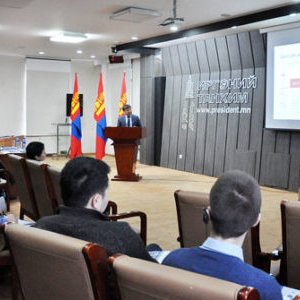 Баялгийн засаглал ба хуримтлал