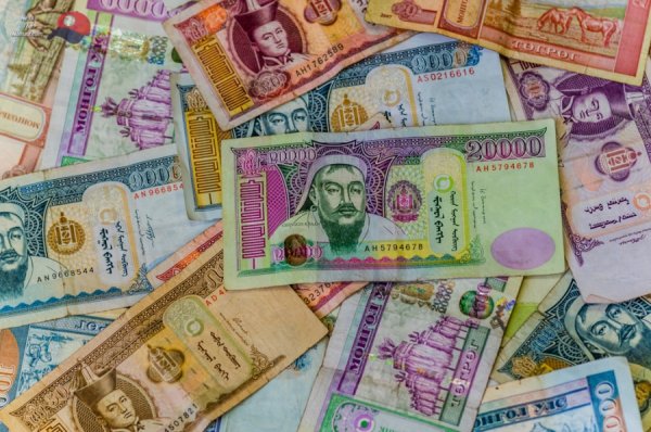 МӨНГӨН ДЭВСГЭРТИЙГ ХУУРАМЧААР ҮЙЛДЭХ ГЭМТ ХЭРЭГ ГАРСААР БАЙНА