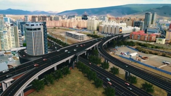 Тэвч, итгэ, хүлээ тэгвэл түгжрэлгүй зорчино