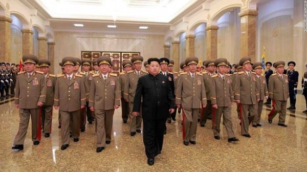 Ким Жөн Ун БНХАУ-ын дарга Си Жинпиньтэй Бээжинд уулзаж байна