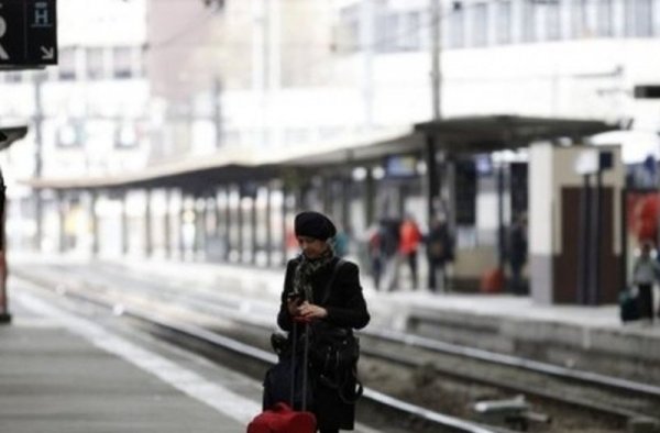 Францын төмөр замынхан 3 сарын хугацаатай ажил хаялт зарлалаа