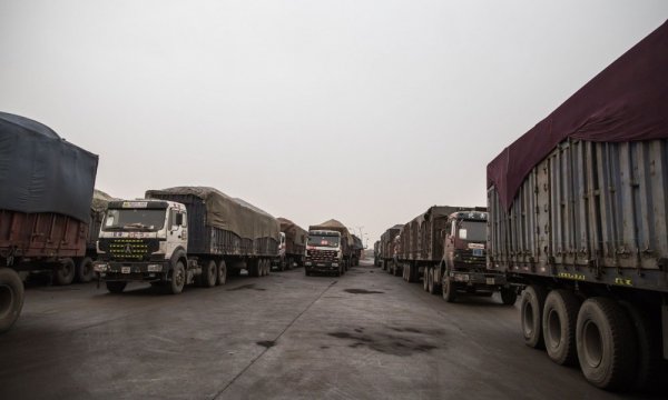 БНХАУ-ын Ганц модны боомт тээврийн урсгалаа нэмэгдүүлээ