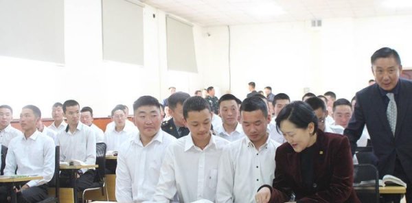 Оюутан-цэрэг хөтөлбөрт энэ жил 1100 гаруй оюутан хамрагдаж байна