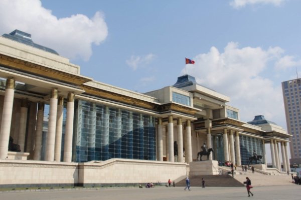 Жолоочийн даатгалын тухай хуульд өөрчлөлт оруулах тухай хэлэлцэнэ