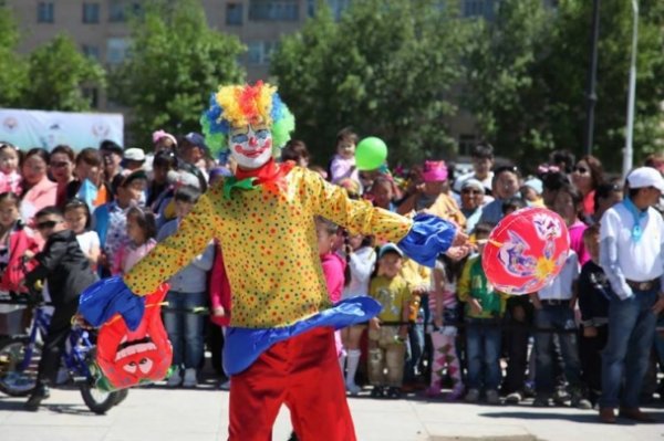 Хүүхдийн баяраар хаана юу болох вэ