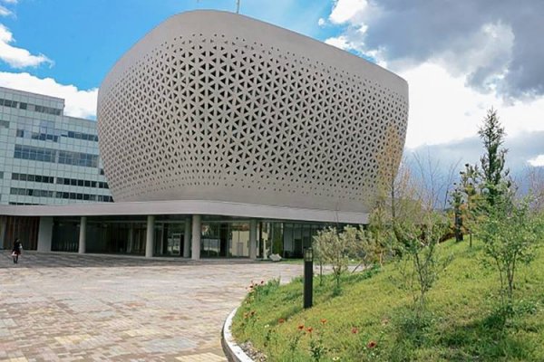 БНСУ-ын Элчин сайдын яамны ажилтан бусдыг хохироожээ