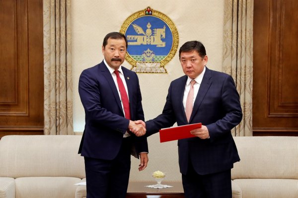 Зээлээр барьсан нисэх буудлын ашиглалтыг сайжруулахын тулд агаарын тээврийг либералчлах шаардлагатай