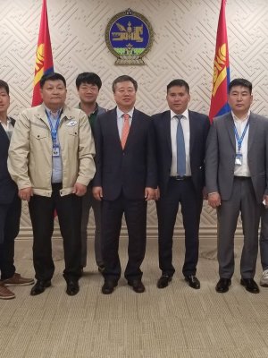 БНСУ-ын сэтгүүлчид манай улсад албан ёсны айлчлал хийж байна