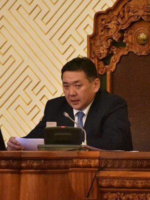 УИХ-ын дарга М.Энхболд: Би хэн нэгэн хүнээс мөнгө авч, албан тушаалд томилоогүй