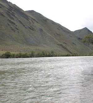 Зарим гол үерийн түвшинг 15-75 см давсан байдалтай байна