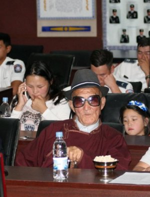 Албан үүргээ гүйцэтгэж яваад амь эрсэдсэн цагдаа нарыг дурсав