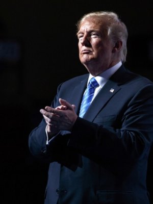 Гаалийн татварыг нэгэн зэрэг цуцлахыг ЕХ-нд санал болгожээ