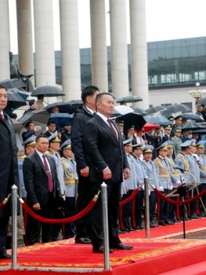 Ерөнхийлөгч Х.Баттулга УИХ-ын дарга М.Энхболдод улс төрийн 