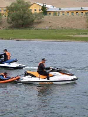 Сэрэмжлүүлэг: Он гарсаар гол усны ослоор 63 хүн амь насаа алдаад байна