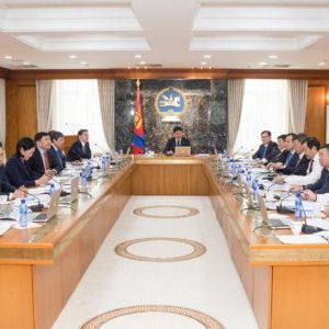 Тавантолгой-Гашуунсухайтын төмөр замыг эрчимжүүлэх Засгийн газрын тогтоол баталлаа