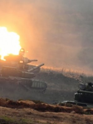 ОХУ түүхэнд байгаагүй хамгийн том цэргийн сургуулилт зохион байгуулна