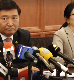 С.Чинзориг: МҮЭХ хэлэлцээрээсээ давсан шаардлага тавьж байгаа