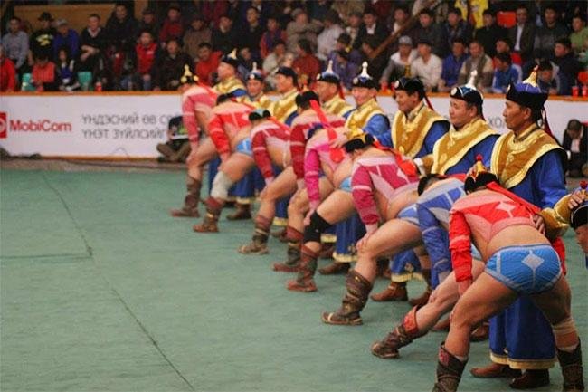 Хориотой бодис илэрсэн Н.Ганбаатар, А.Цацавшир, Ц.Бямба-Очир нарын барилдах эрхийг хасчээ