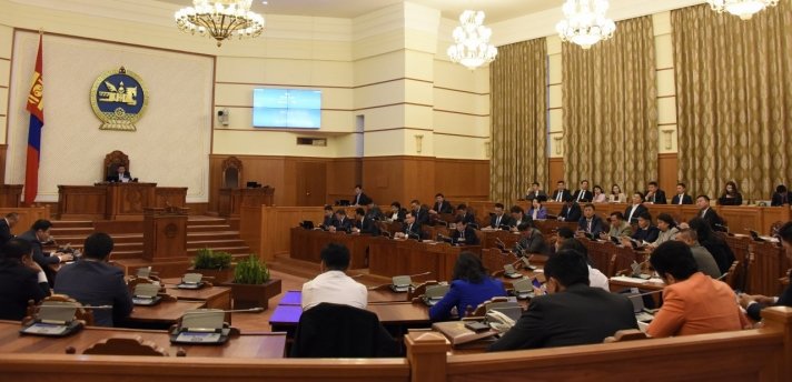 Намрын чуулганы онцлох хуулиуд