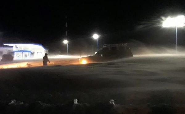 Цасан шуурга шуурч, хүйтрэхийг анхааруулж байна