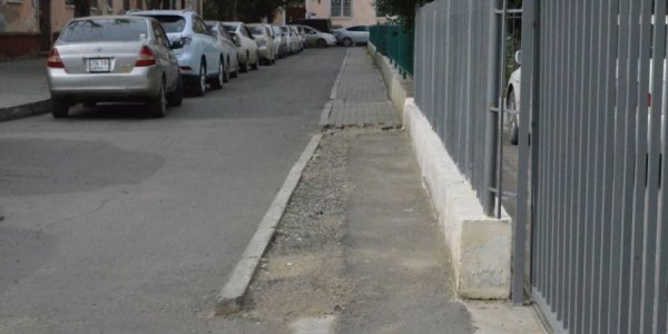 ЧИНГЭЛТЭЙ, БАЯНЗҮРХ ДҮҮРЭГТ ГАЗАР ЧӨЛӨӨЛӨХ АРГА ХЭМЖЭЭ ҮРГЭЛЖИЛЖ БАЙНА