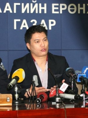 Хүүхдийг цахим гэмт хэргээс хамгаалах 