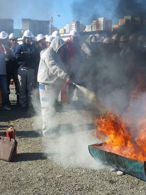 Иргэдийн амьдрах орчны аюулгүй байдал, гал түймрийн ослоос урьдчилан сэргийлэх өдөрлөг зохион байгууллаа
