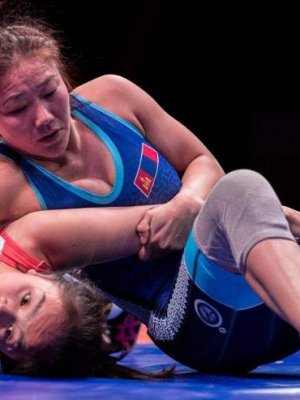 А.Батцэцэг, Б.Шоовдор нар Минскээс алтан медаль хүртлээ