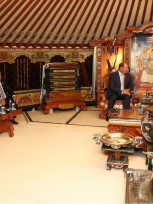 АНУ-ын Конгрессын гишүүд Монгол Улсын Ерөнхийлөгч Х.Баттулгад бараалхав